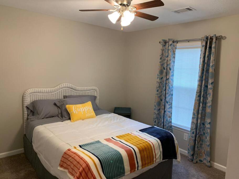 Comfy, Stylish Townhome Near I-20! Огаста Экстерьер фото