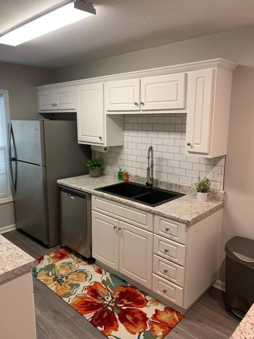 Comfy, Stylish Townhome Near I-20! Огаста Экстерьер фото